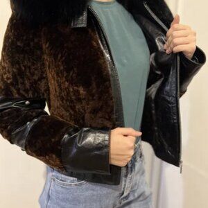 Brand new women's sheepskin coat. Brown, Size S!